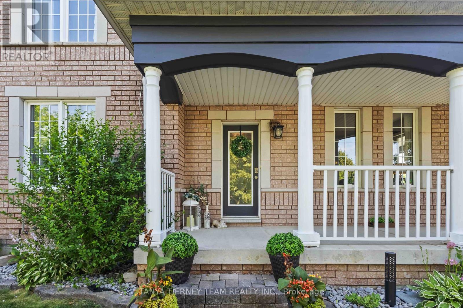 30 Holsted Road, Whitby (Brooklin), Ontario  L1M 2B9 - Photo 3 - E12389786