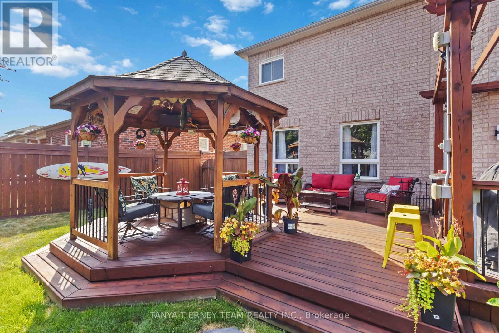30 Holsted Road, Whitby (Brooklin), Ontario  L1M 2B9 - Photo 49 - E12389786