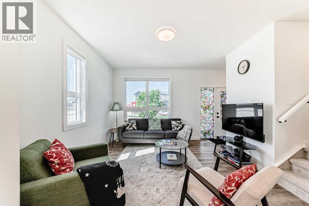 8 Silverton Glen Green Sw, Calgary, Alberta  T2X 5B8 - Photo 15 - A2253557