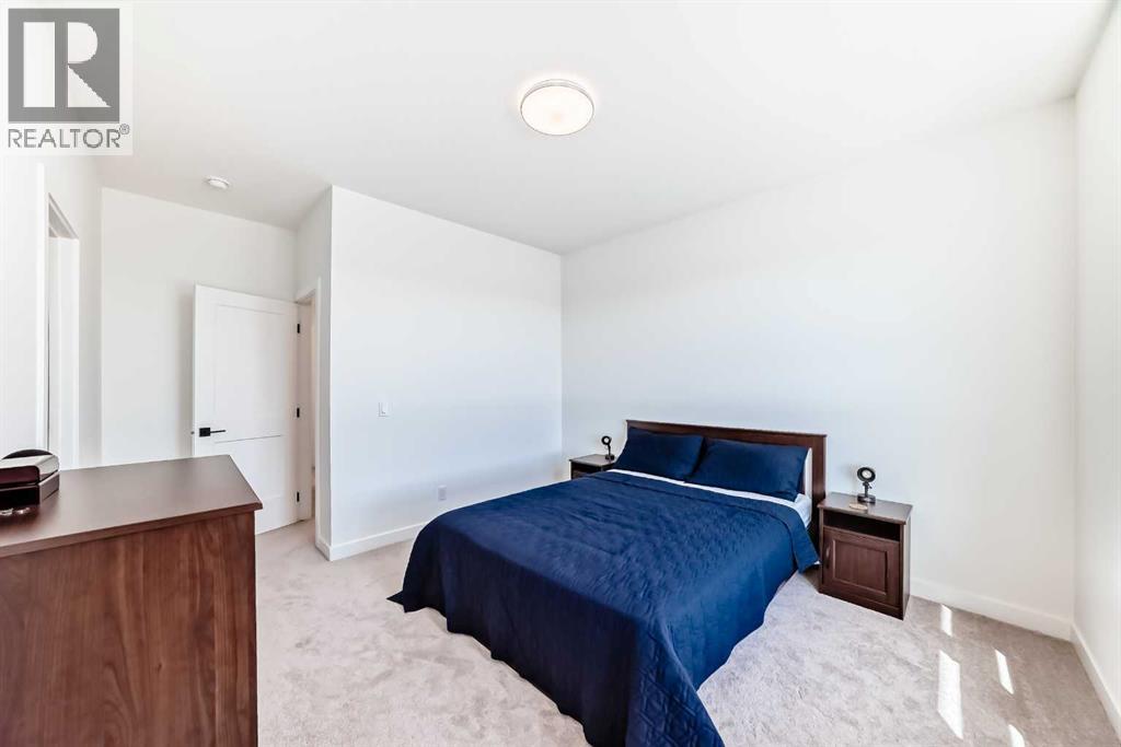 8 Silverton Glen Green Sw, Calgary, Alberta  T2X 5B8 - Photo 33 - A2253557
