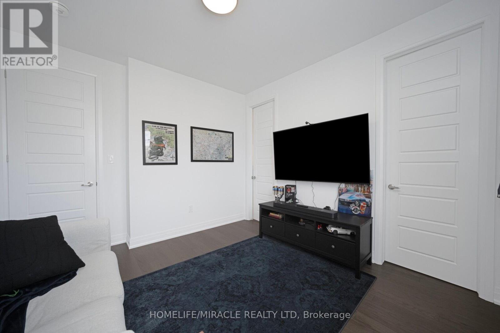1348 Aymond Crescent, Oakville, Ontario  L6H 7G1 - Photo 26 - W12382509