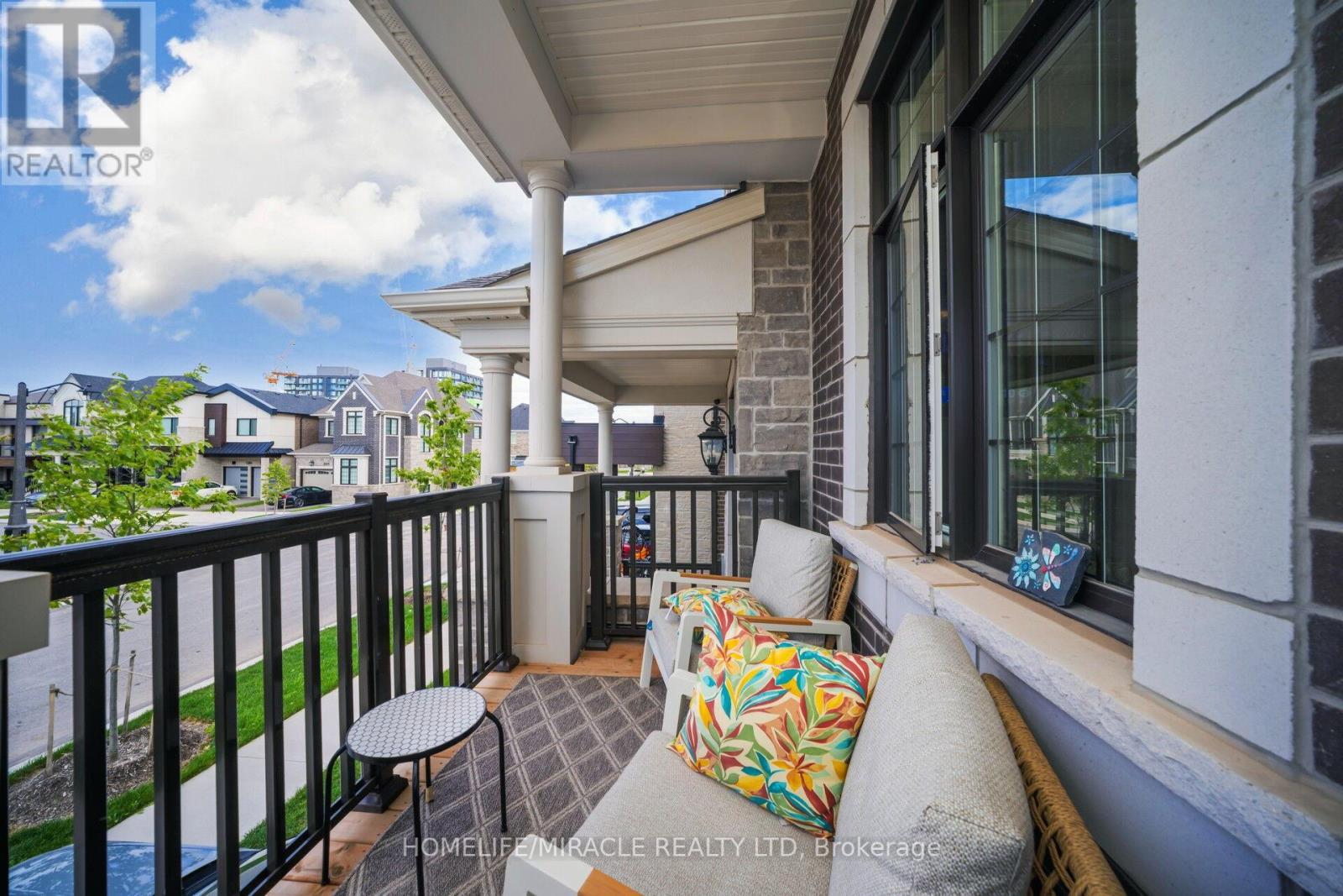 1348 Aymond Crescent, Oakville, Ontario  L6H 7G1 - Photo 38 - W12382509