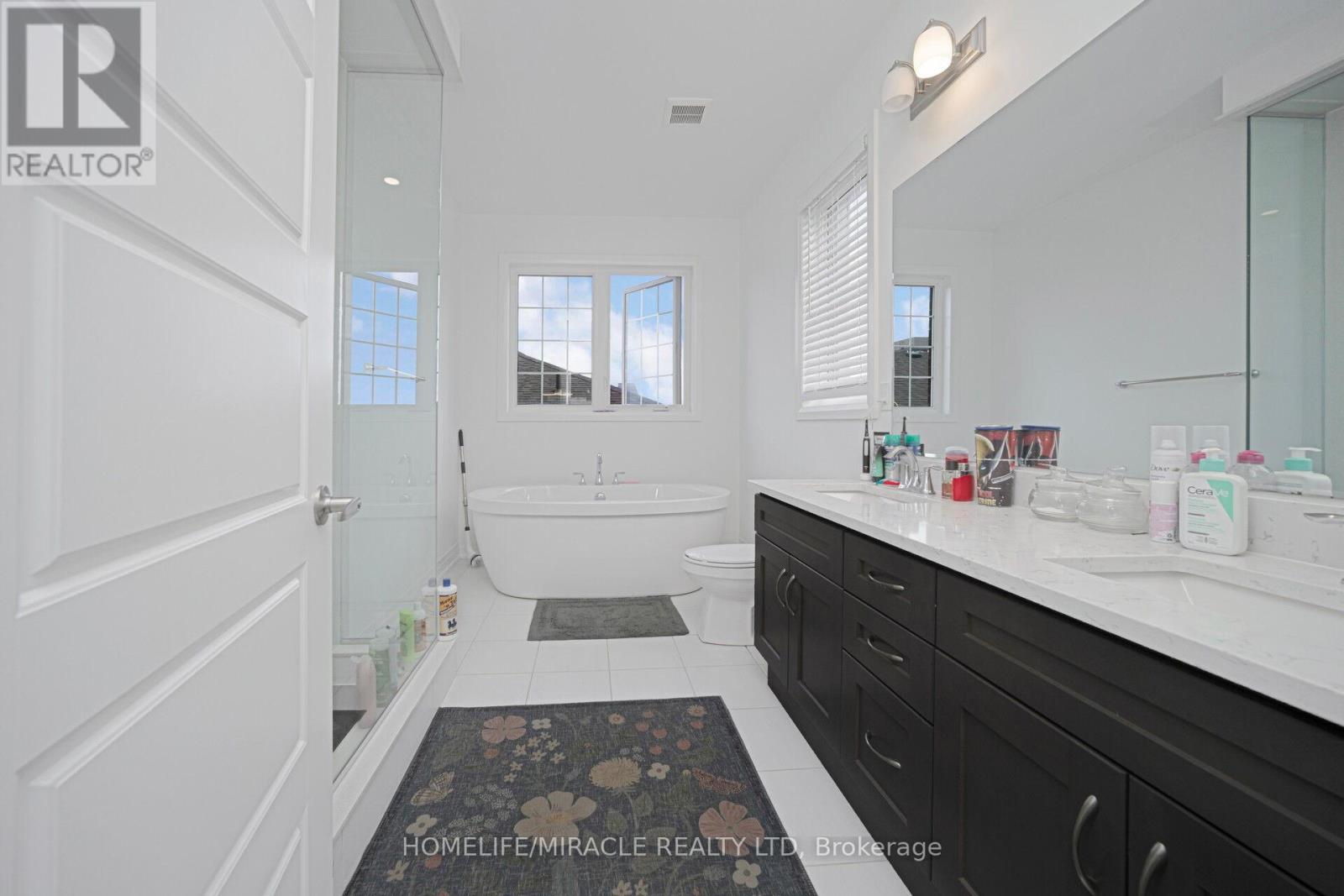 1348 Aymond Crescent, Oakville, Ontario  L6H 7G1 - Photo 35 - W12382509