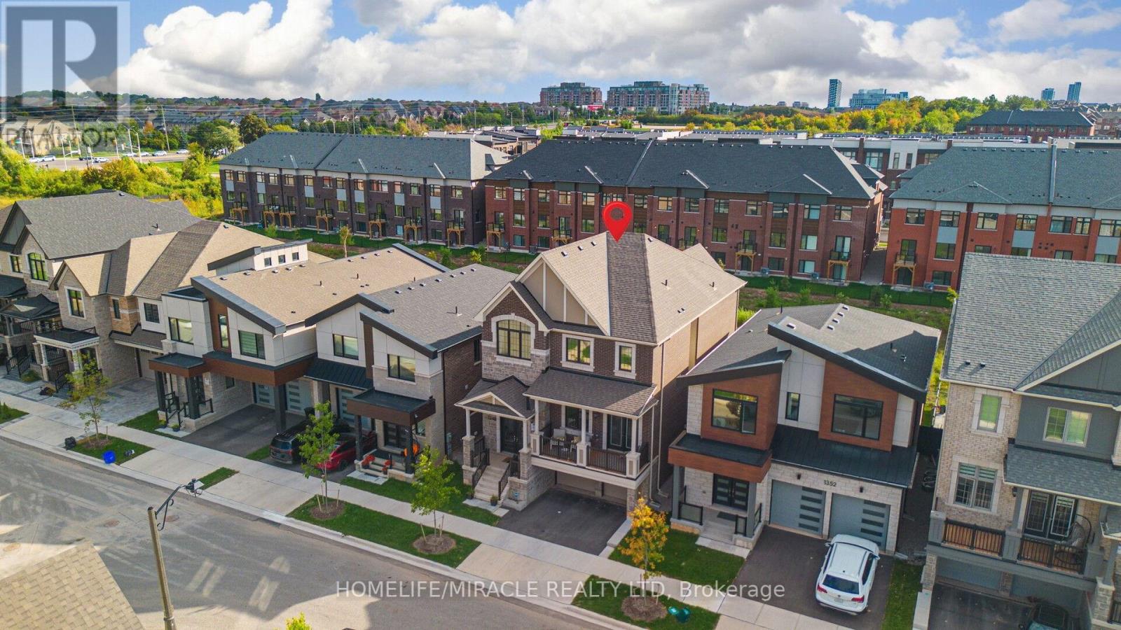 1348 Aymond Crescent, Oakville, Ontario  L6H 7G1 - Photo 2 - W12382509