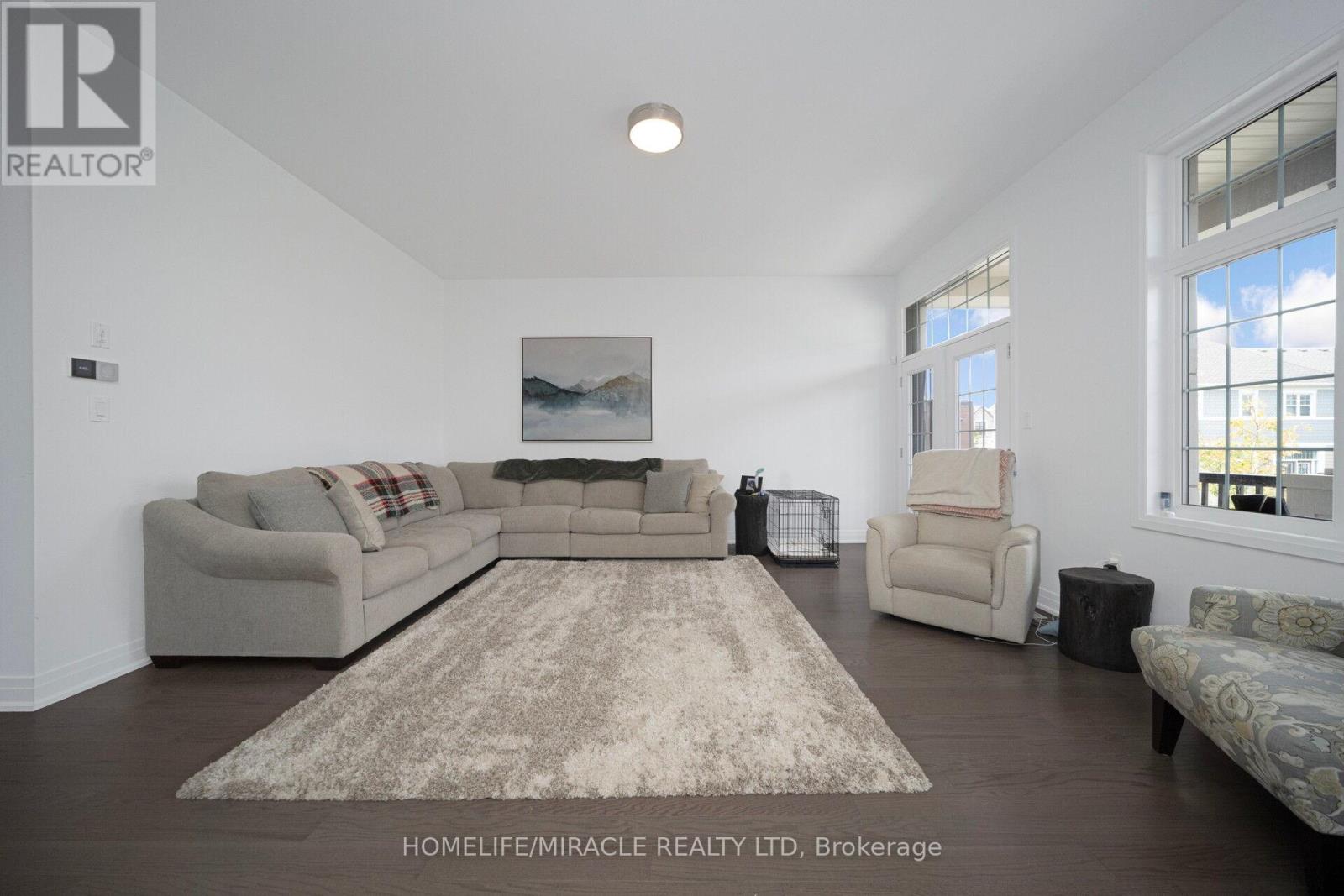 1348 Aymond Crescent, Oakville, Ontario  L6H 7G1 - Photo 11 - W12382509