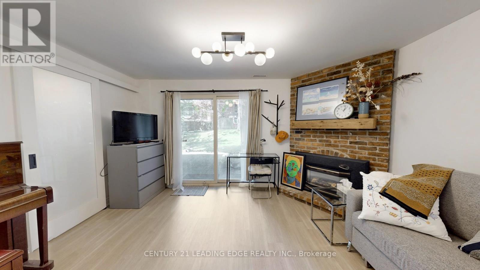 99 Quail Valley Crescent, Markham, Ontario  L3T 4P9 - Photo 28 - N12389760