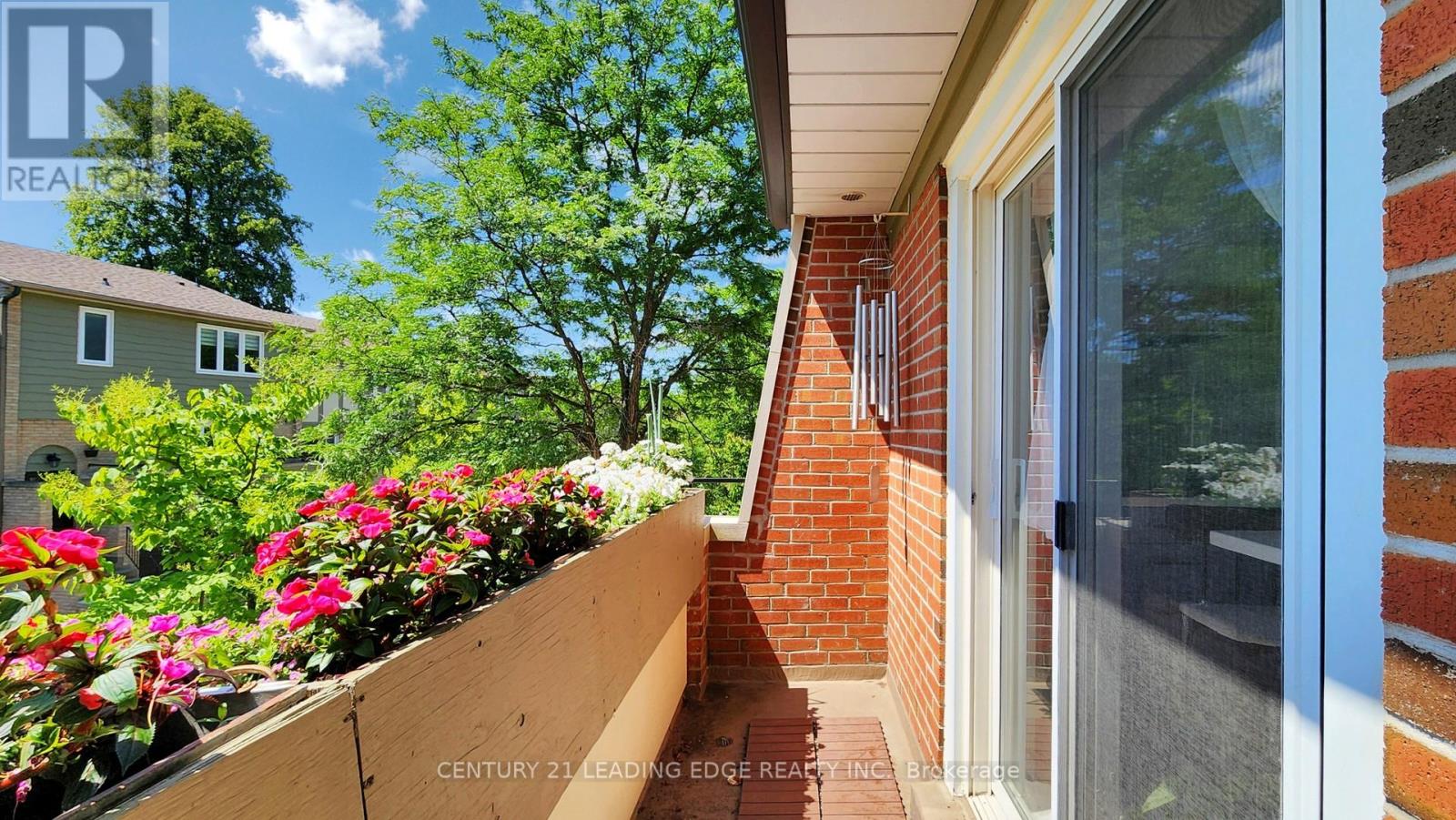 99 Quail Valley Crescent, Markham, Ontario  L3T 4P9 - Photo 32 - N12389760