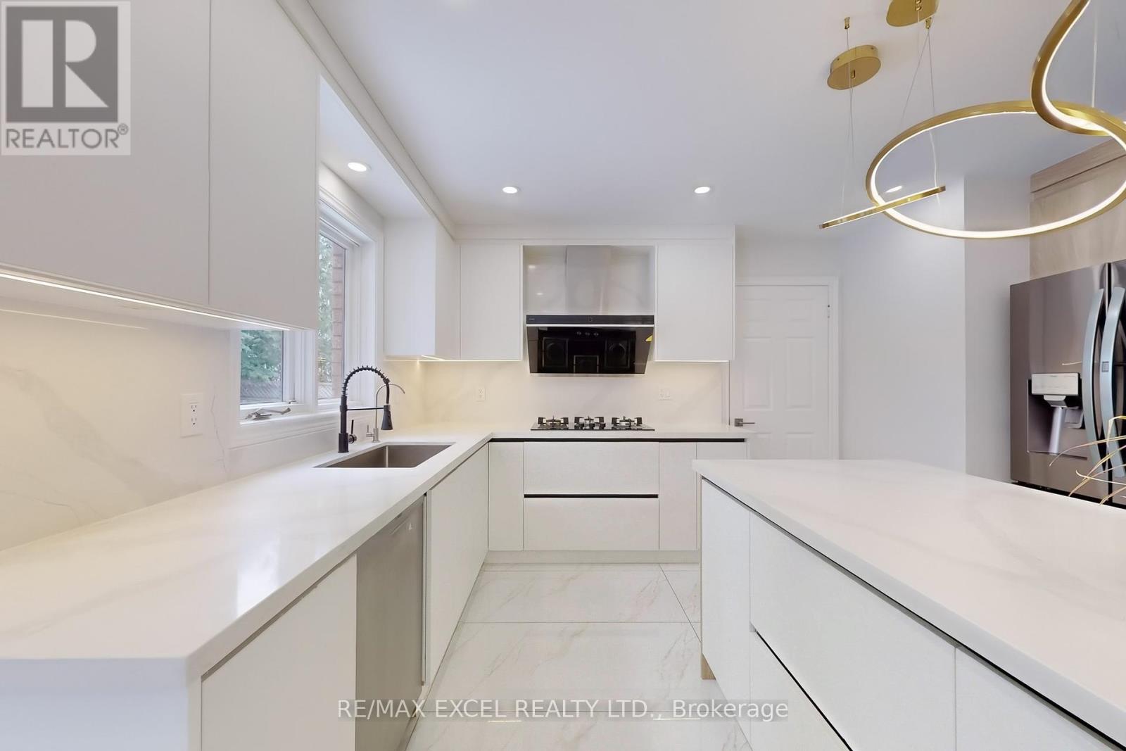 12 Moses Crescent, Markham (Cachet), Ontario  L6C 1S5 - Photo 16 - N12389785