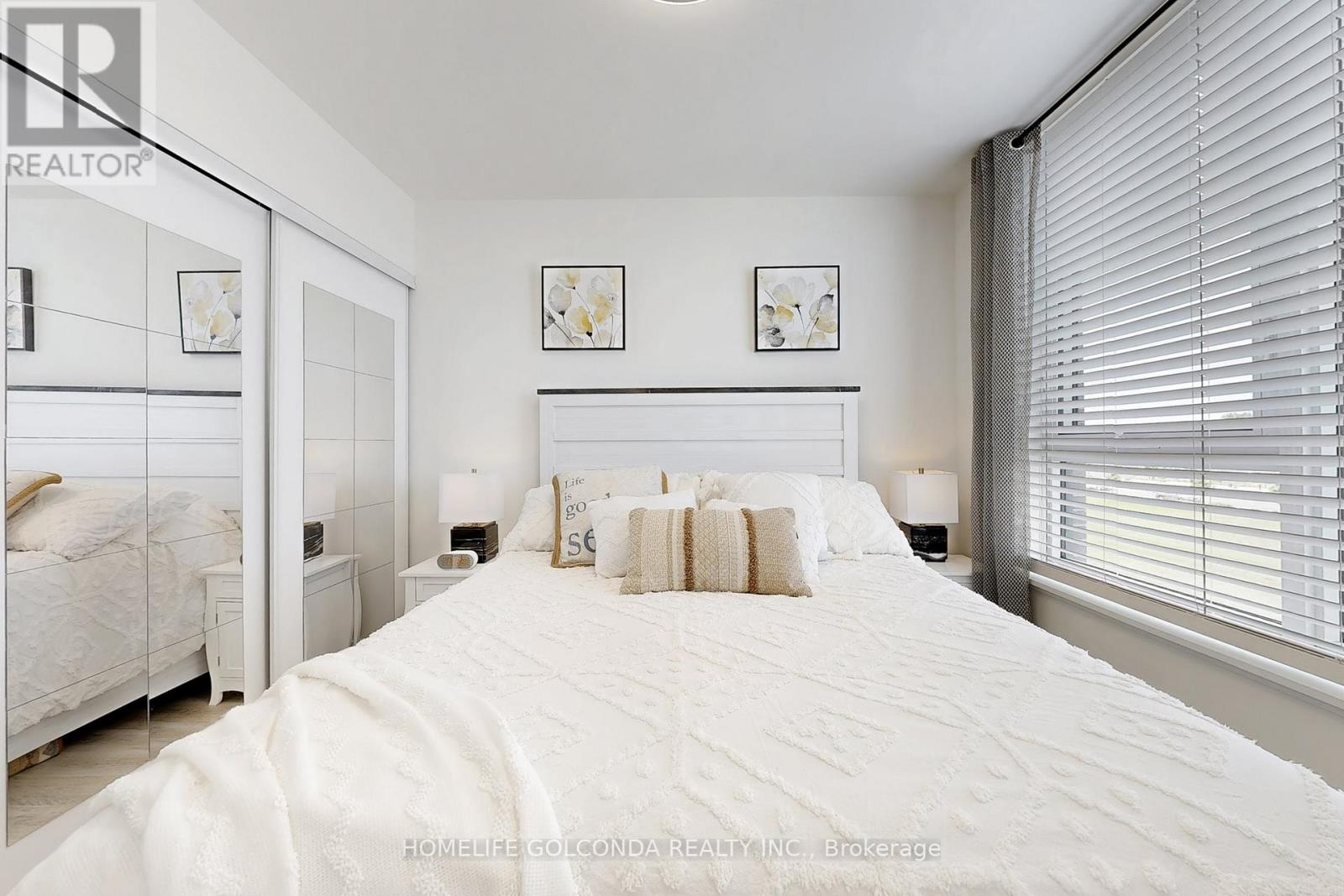 312 - 185 Deerfield Road, Newmarket (Central Newmarket), Ontario  L3Y 0G7 - Photo 14 - N12389806