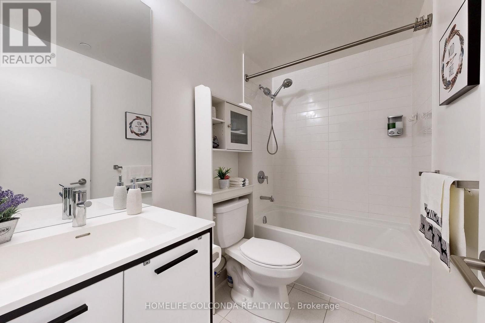 312 - 185 Deerfield Road, Newmarket (Central Newmarket), Ontario  L3Y 0G7 - Photo 17 - N12389806