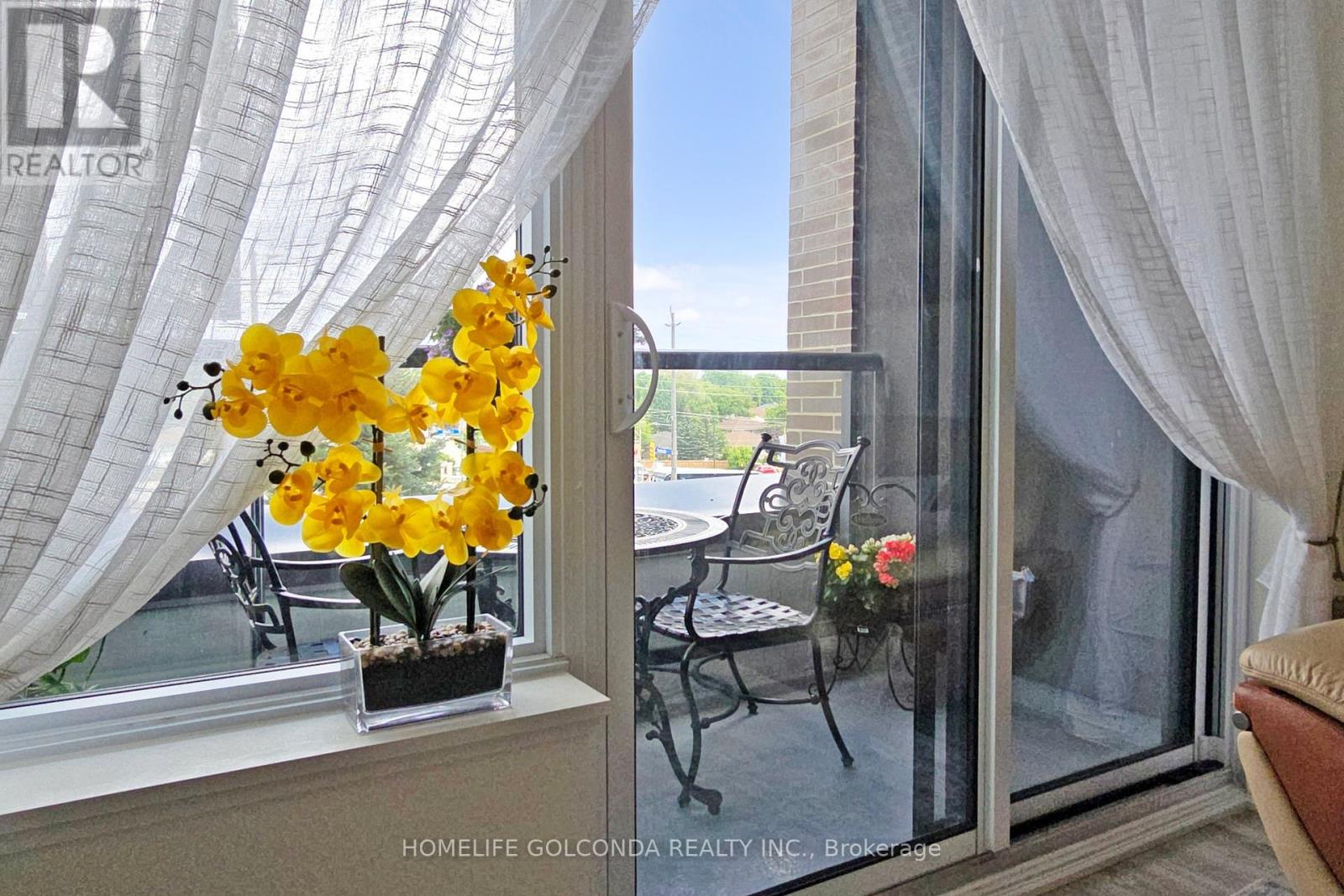 312 - 185 Deerfield Road, Newmarket (Central Newmarket), Ontario  L3Y 0G7 - Photo 22 - N12389806
