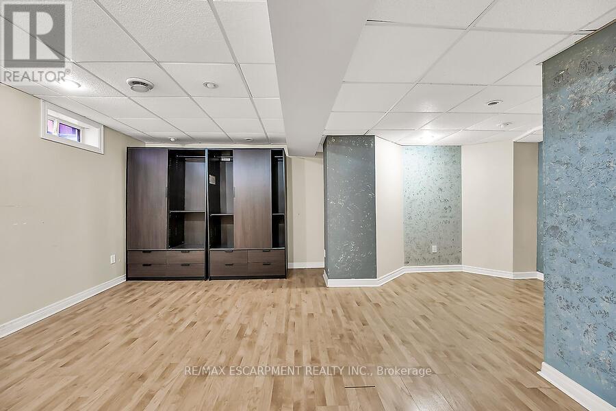 39 Blue Spruce Street, Brampton, Ontario  L6R 1C4 - Photo 30 - W12389753