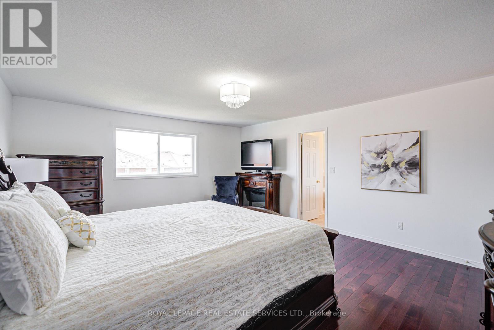 21 Duxford Street, Brampton (Credit Valley), Ontario  L6X 0S6 - Photo 16 - W12389766