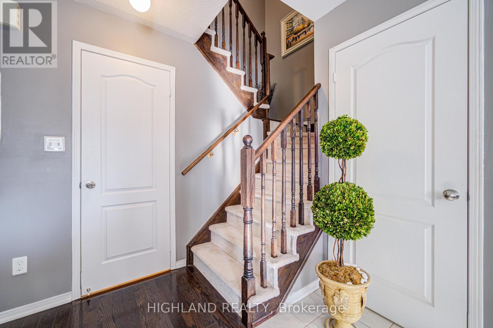 7 - 2460 Post Road, Oakville, Ontario  L6H 0J2 - Photo 17 - W12389782