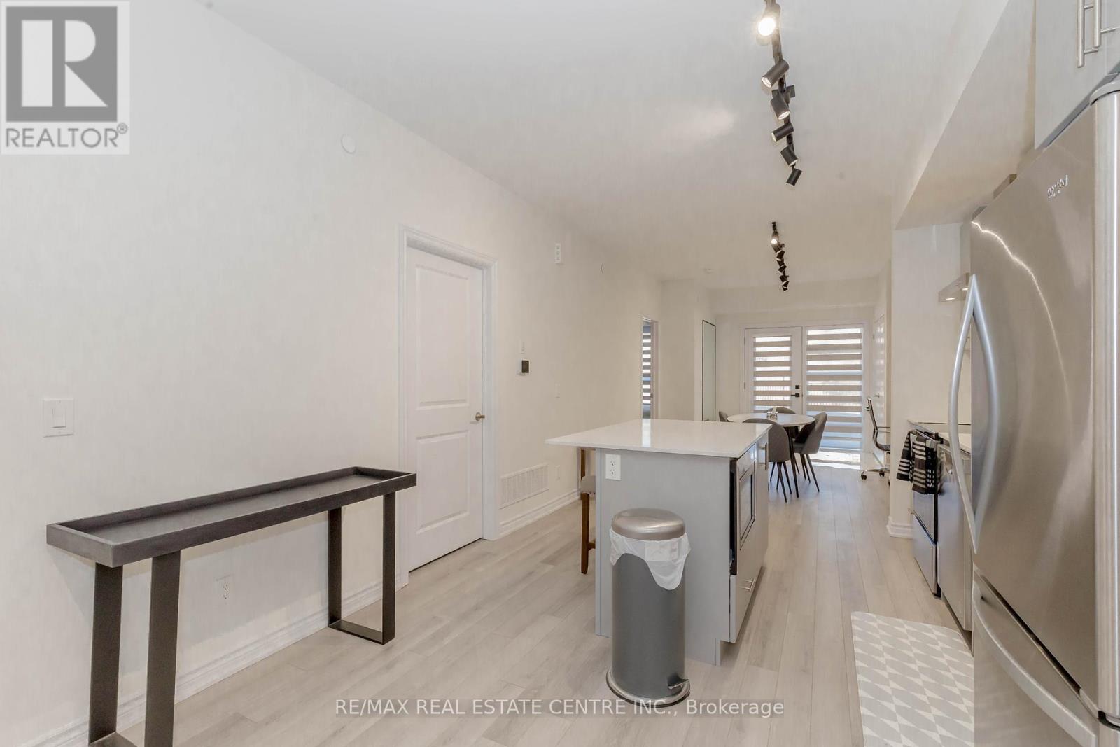 123 - 349 Wheat Boom Drive E, Oakville, Ontario  L6H 7X4 - Photo 17 - W12389793