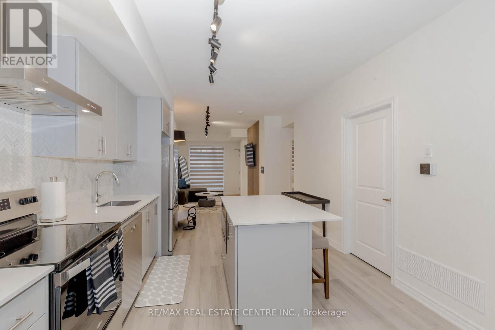 123 - 349 Wheat Boom Drive E, Oakville, Ontario  L6H 7X4 - Photo 20 - W12389793