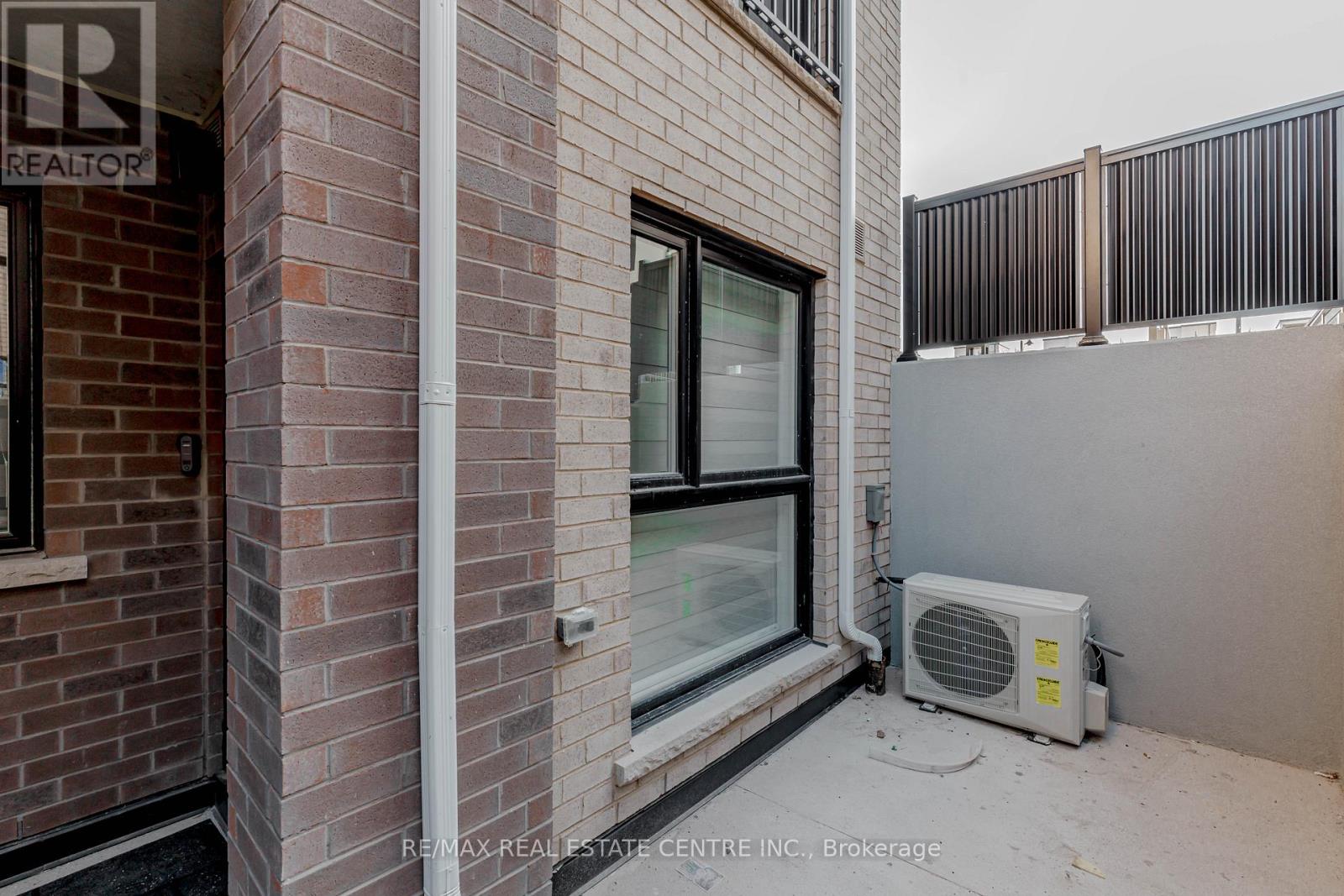 123 - 349 Wheat Boom Drive E, Oakville, Ontario  L6H 7X4 - Photo 4 - W12389793