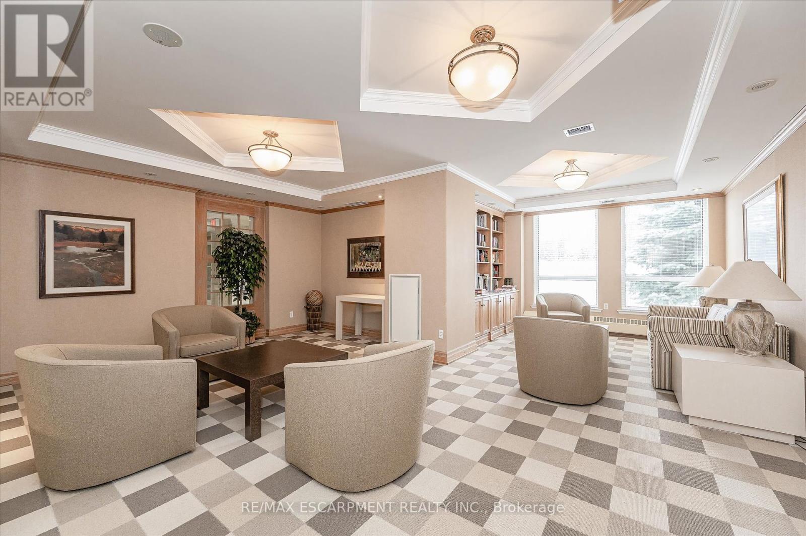 704 - 60 Old Mill Road, Oakville (Oo Old Oakville), Ontario  L6J 7V9 - Photo 33 - W12389794