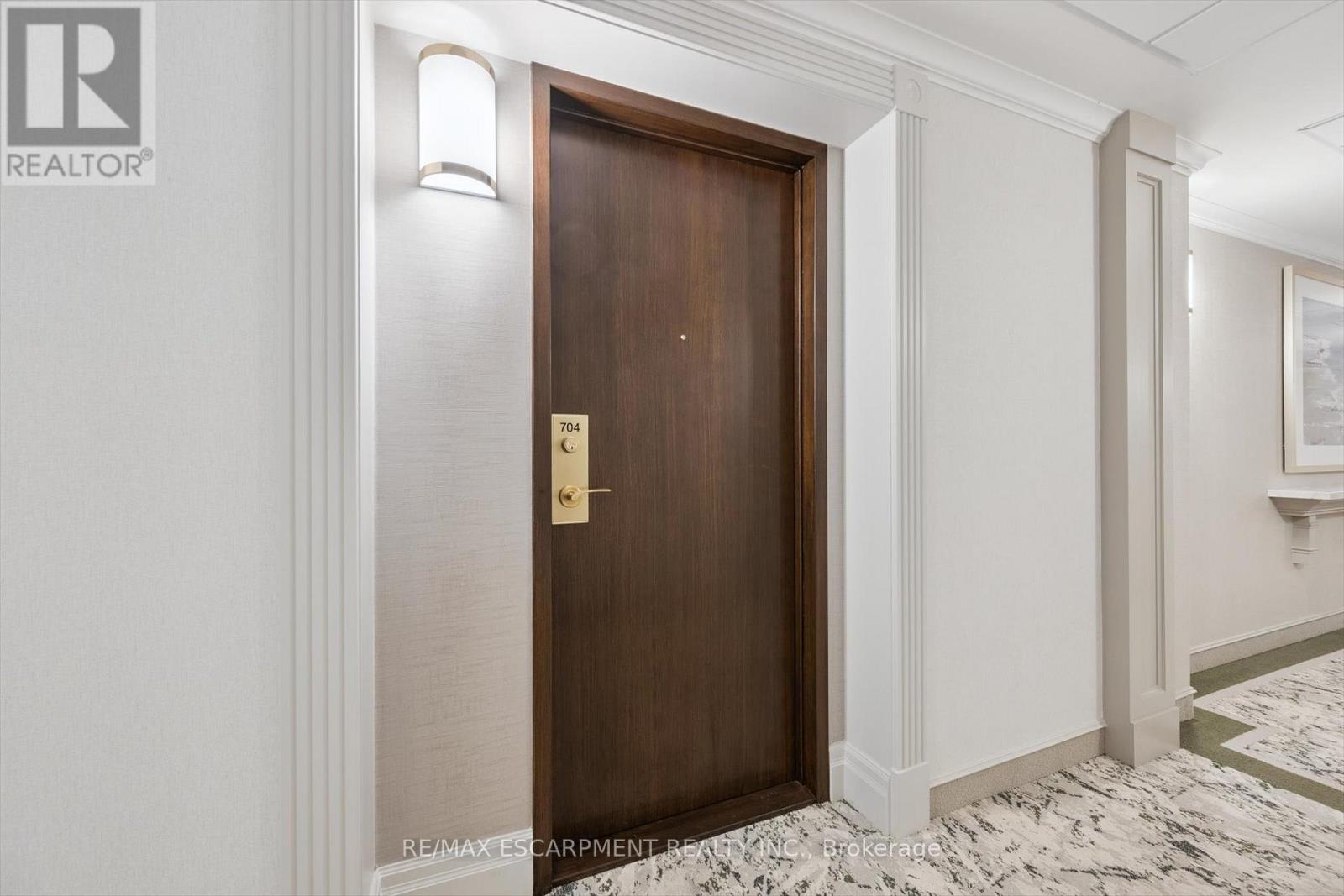 704 - 60 Old Mill Road, Oakville (Oo Old Oakville), Ontario  L6J 7V9 - Photo 5 - W12389794