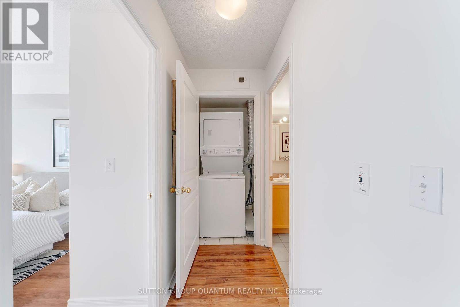 703 - 2585 Erin Centre Blvd. Boulevard, Mississauga (Central Erin Mills), Ontario  L5M 6Z7 - Photo 13 - W12389851