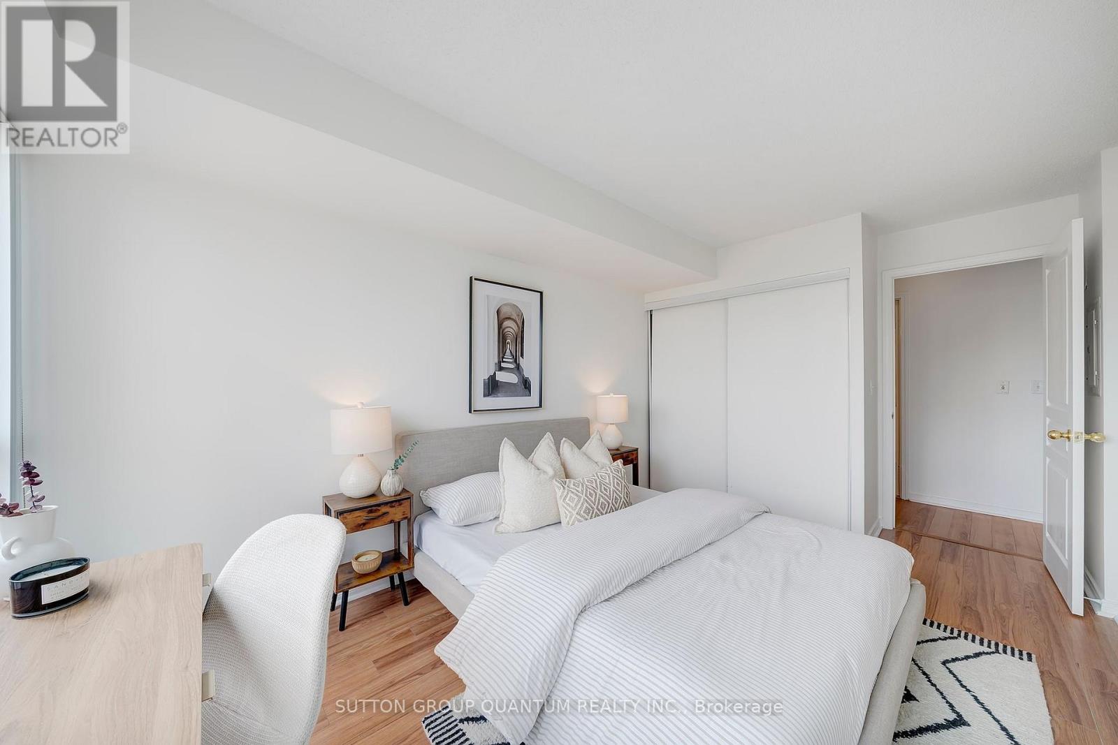 703 - 2585 Erin Centre Blvd. Boulevard, Mississauga (Central Erin Mills), Ontario  L5M 6Z7 - Photo 17 - W12389851