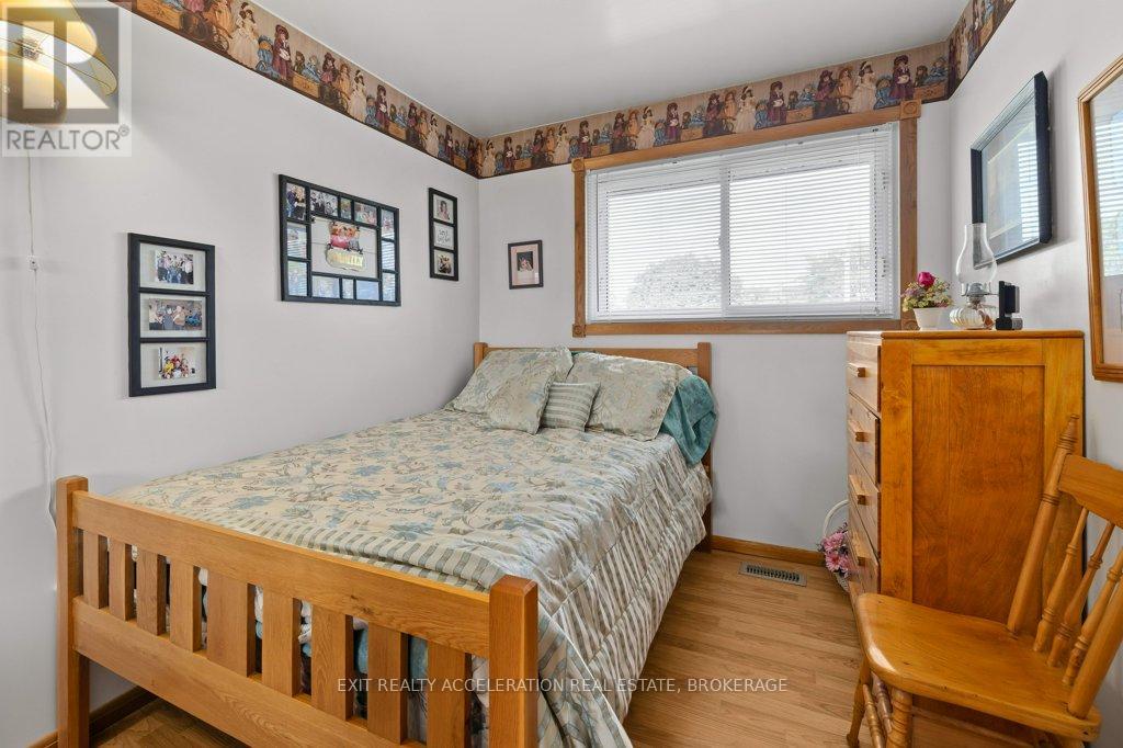 38 Thorncliffe Drive, Belleville, Ontario  K8P 4L4 - Photo 14 - X12389889