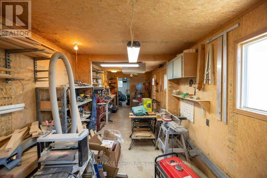 38 Thorncliffe Drive, Belleville, Ontario  K8P 4L4 - Photo 21 - X12389889
