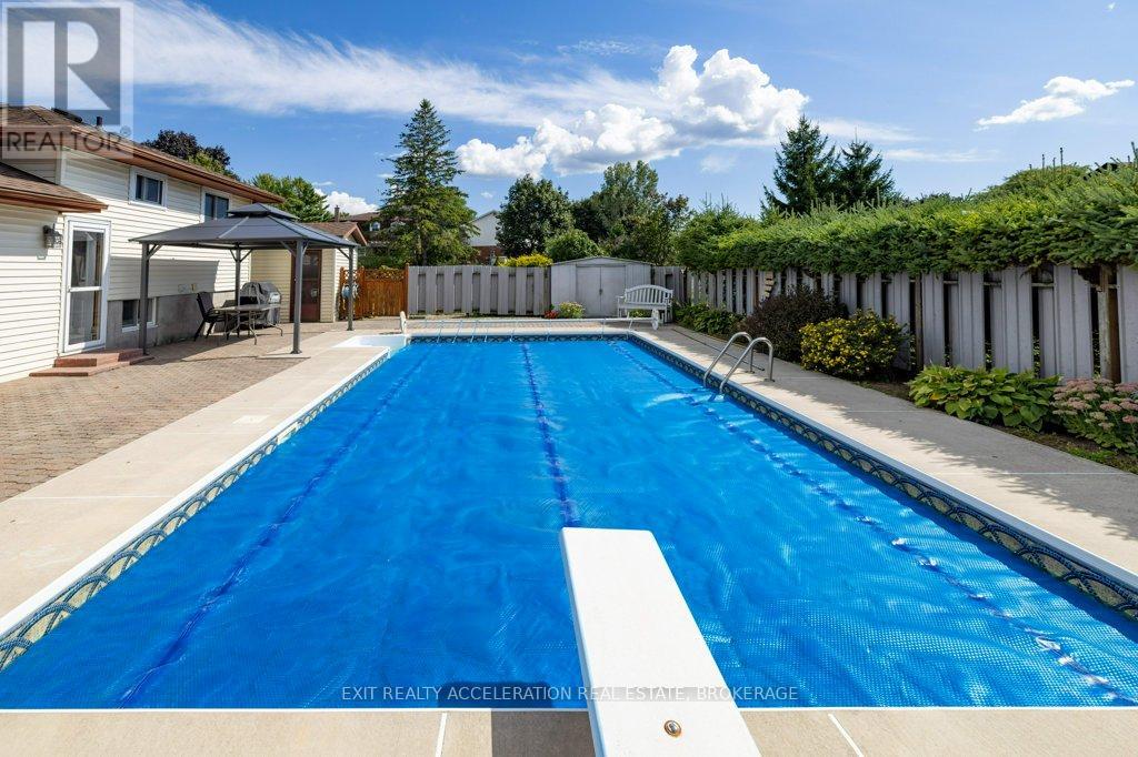 38 Thorncliffe Drive, Belleville, Ontario  K8P 4L4 - Photo 24 - X12389889