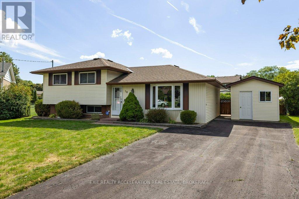 38 Thorncliffe Drive, Belleville, Ontario  K8P 4L4 - Photo 3 - X12389889