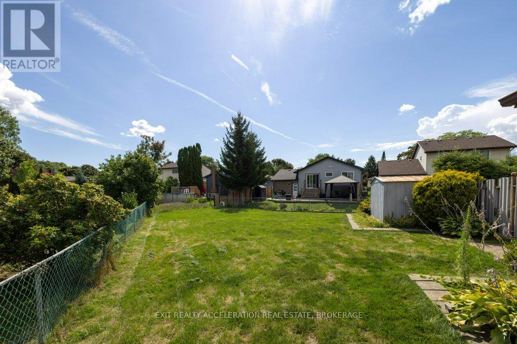 38 Thorncliffe Drive, Belleville, Ontario  K8P 4L4 - Photo 32 - X12389889