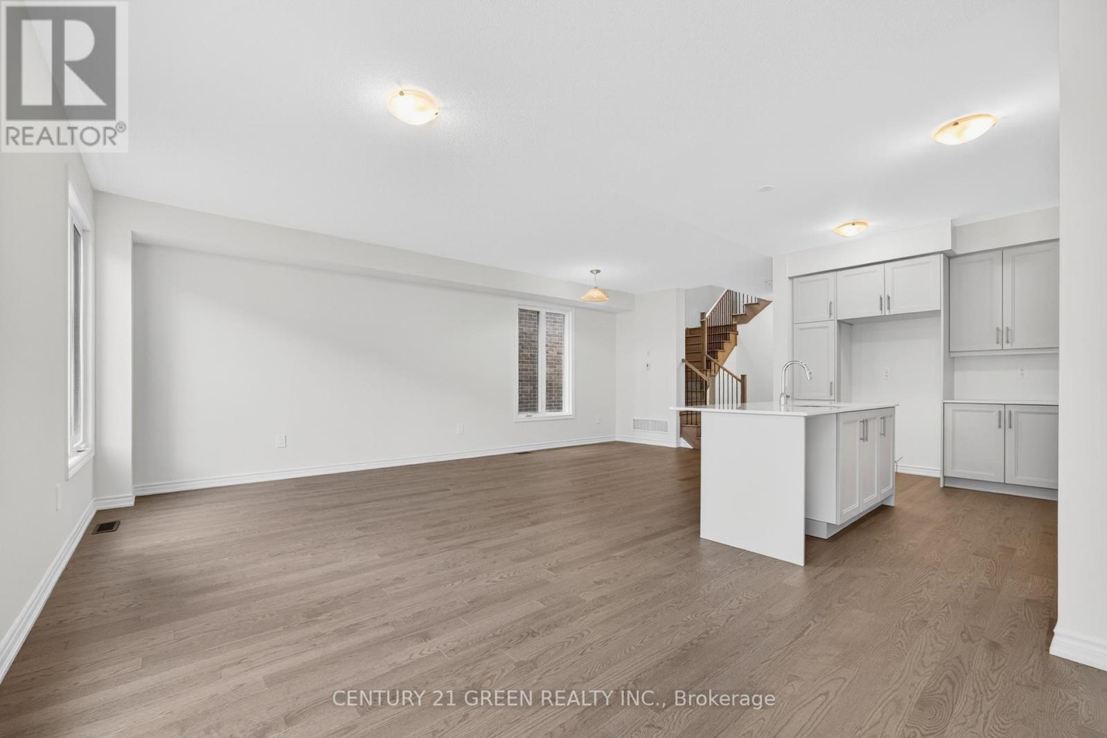 1442 Savoline Boulevard, Milton (Walker), Ontario  L9E 2E9 - Photo 13 - W12389706