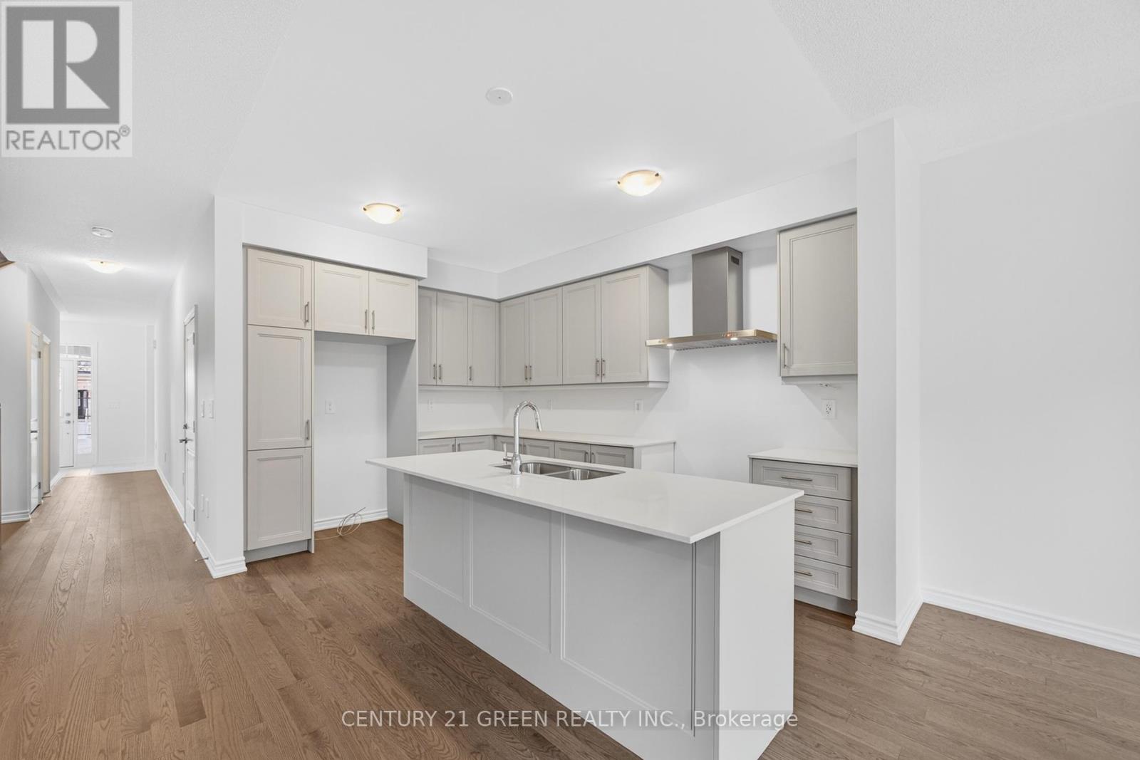 1442 Savoline Boulevard, Milton (Walker), Ontario  L9E 2E9 - Photo 15 - W12389706