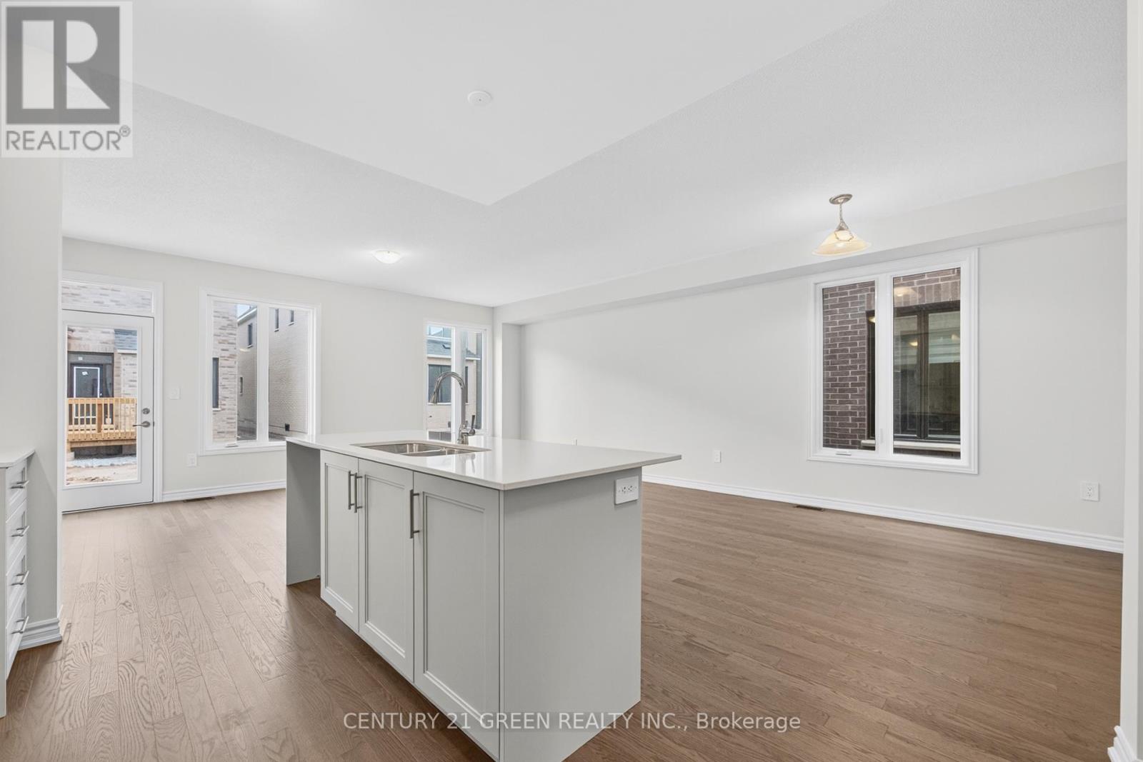 1442 Savoline Boulevard, Milton (Walker), Ontario  L9E 2E9 - Photo 18 - W12389706