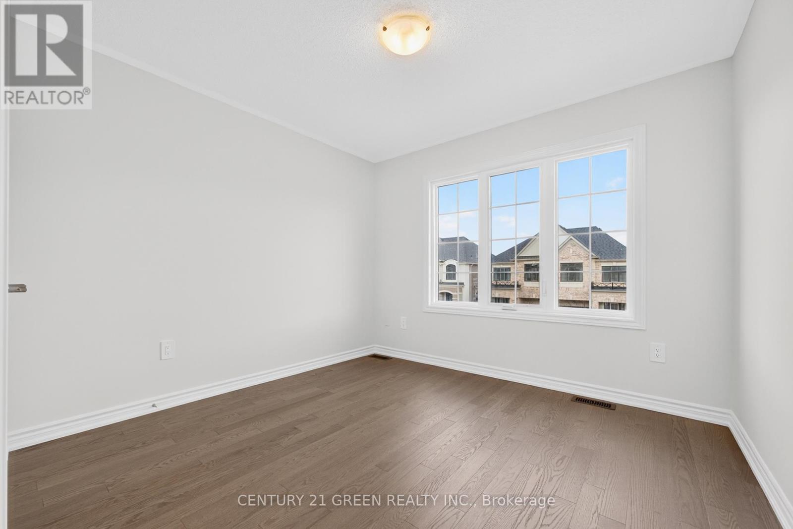1442 Savoline Boulevard, Milton (Walker), Ontario  L9E 2E9 - Photo 31 - W12389706