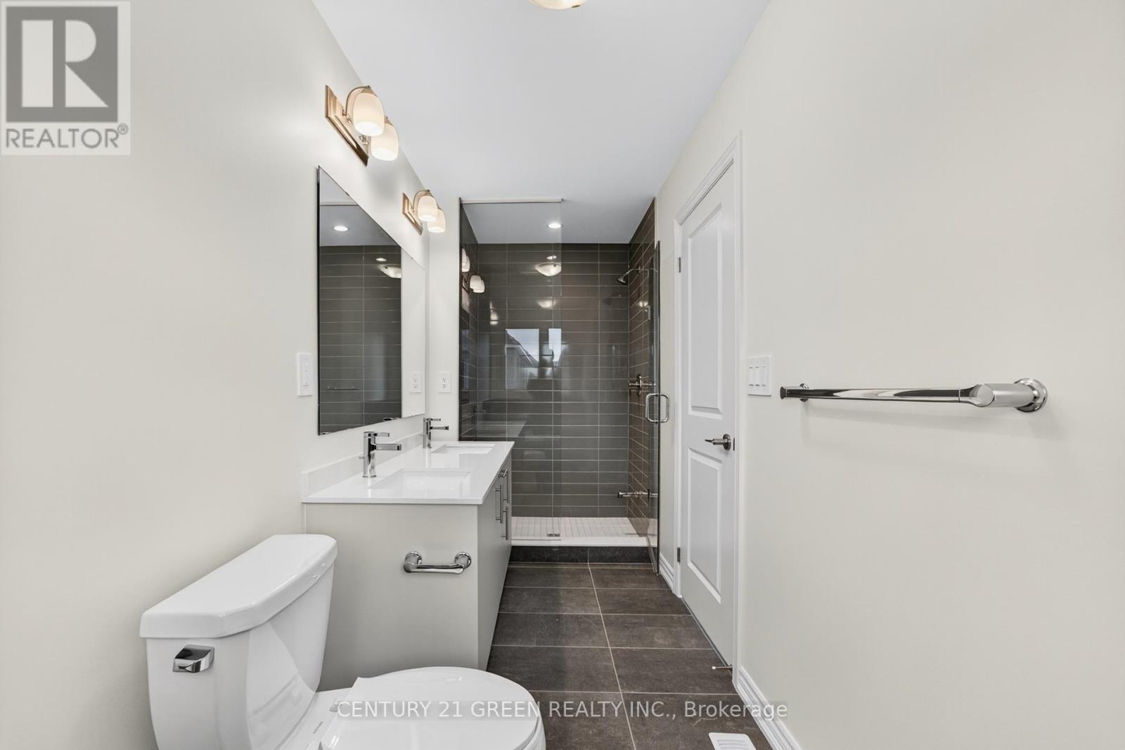 1442 Savoline Boulevard, Milton (Walker), Ontario  L9E 2E9 - Photo 28 - W12389706