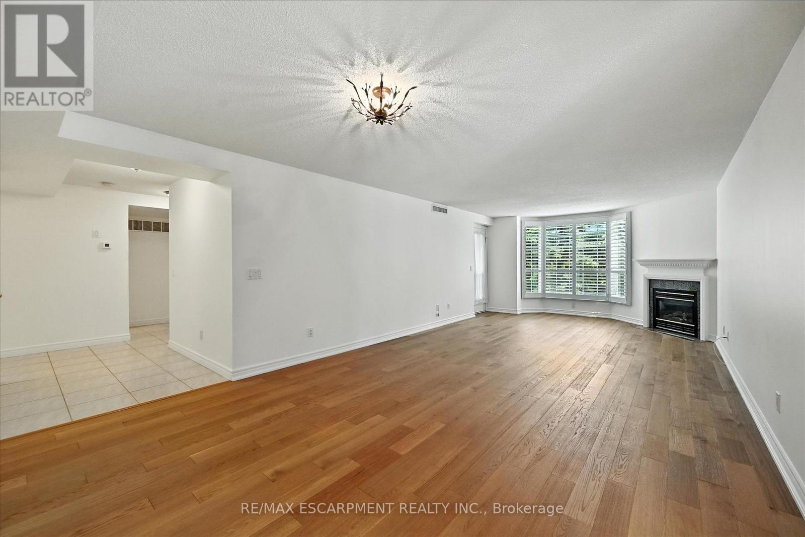 204 - 990 Golf Links Road, Hamilton, Ontario  L9K 1J8 - Photo 26 - X12389784