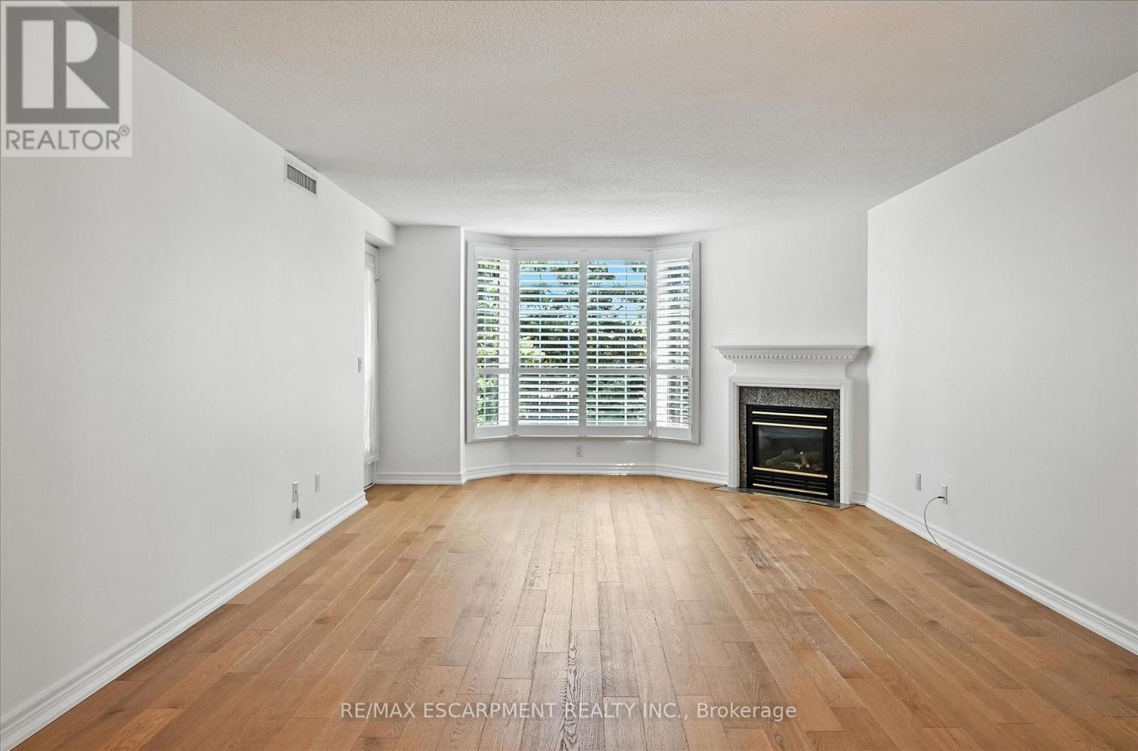 204 - 990 Golf Links Road, Hamilton, Ontario  L9K 1J8 - Photo 29 - X12389784