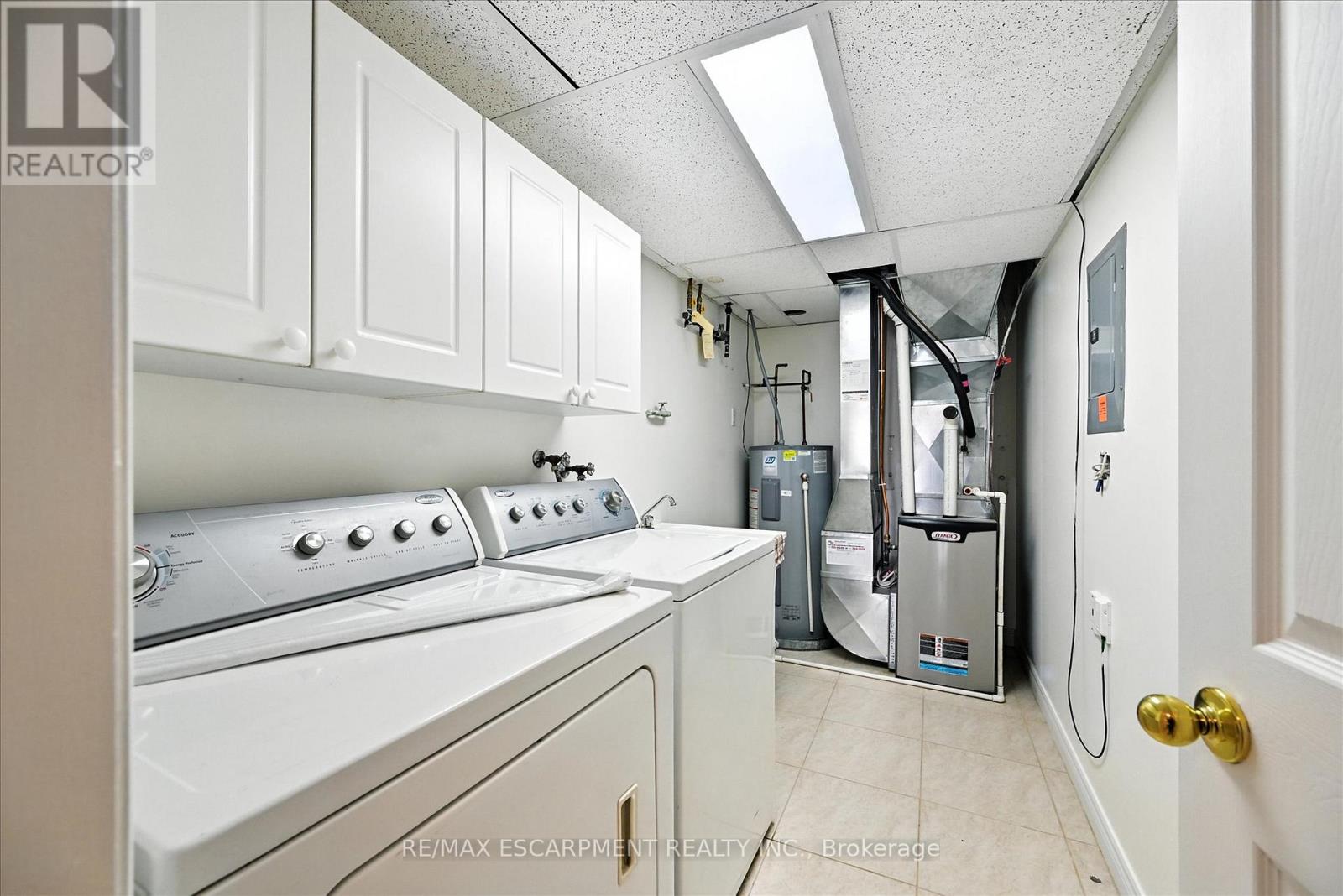 204 - 990 Golf Links Road, Hamilton, Ontario  L9K 1J8 - Photo 47 - X12389784