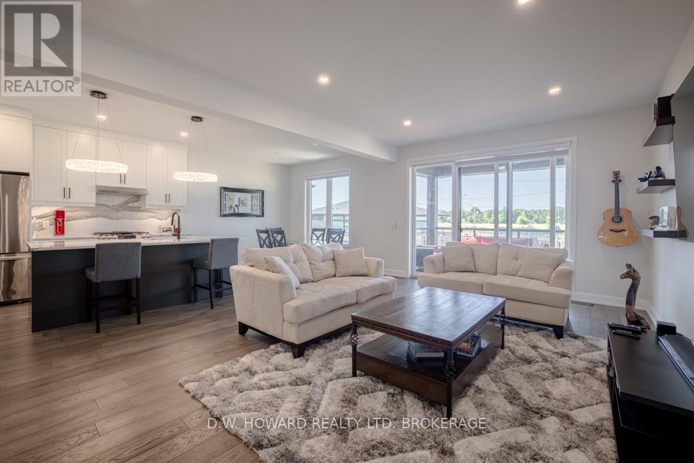3919 Mitchell Crescent, Fort Erie, Ontario  L0S 1S0 - Photo 14 - X12389870