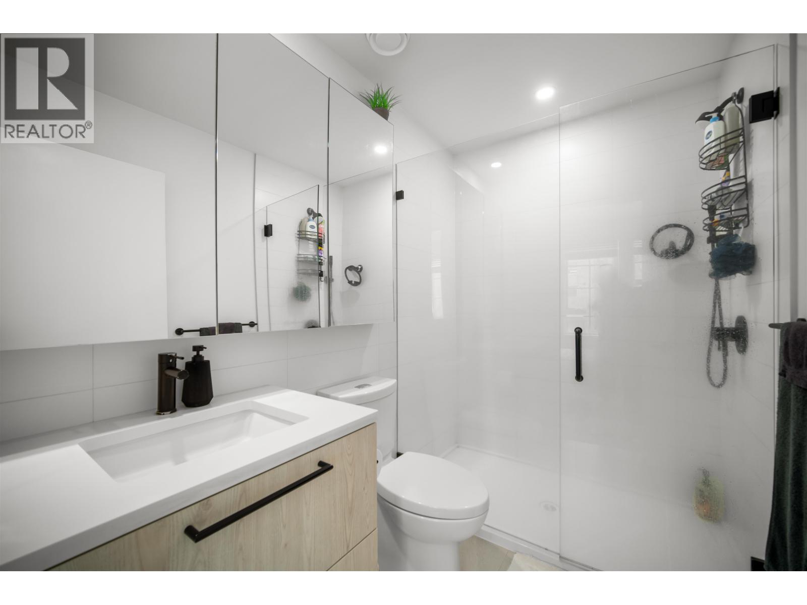 1385 Marinaside Place, Squamish, British Columbia  V8B 1A8 - Photo 18 - R3045014