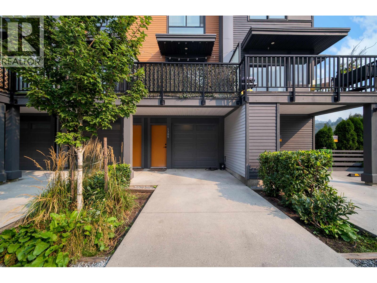 1385 Marinaside Place, Squamish, British Columbia  V8B 1A8 - Photo 4 - R3045014