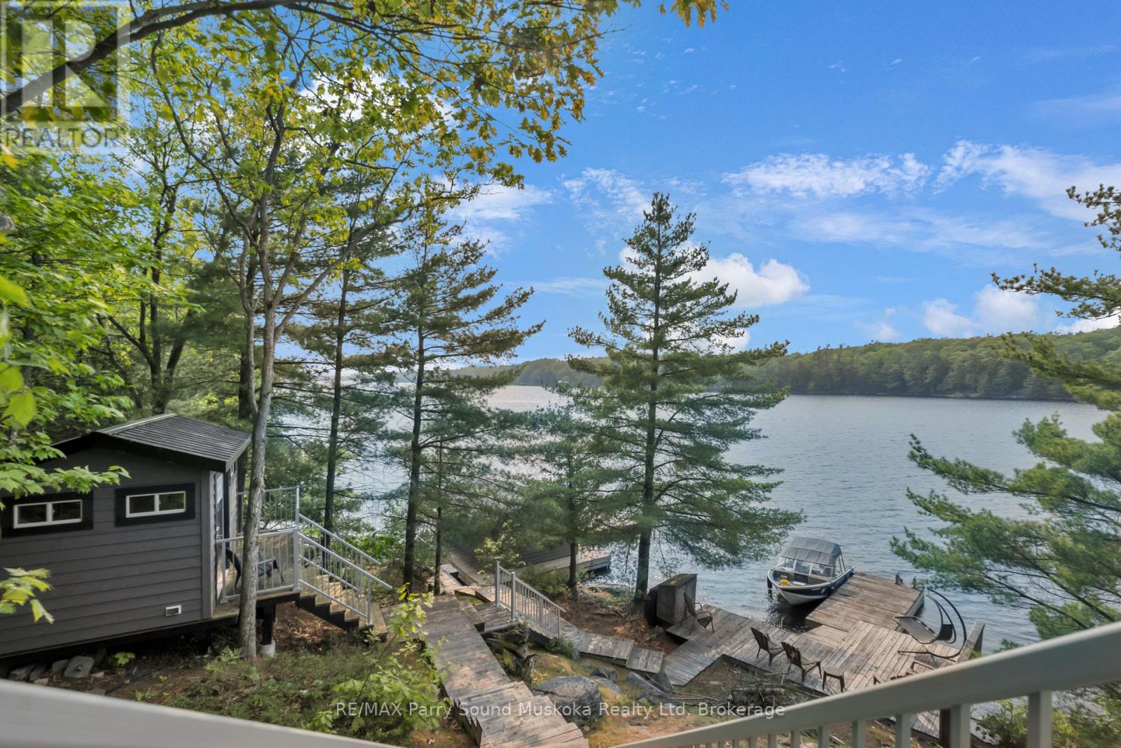 109 Healey Lake, The Archipelago, Ontario  P0G 1G0 - Photo 11 - X12389924