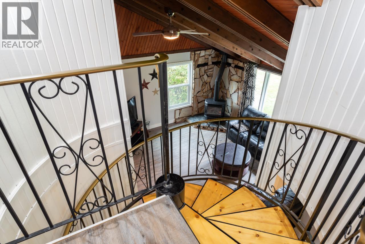 814 16th Avenue, Genelle, British Columbia  V0G 1G0 - Photo 37 - 10362122