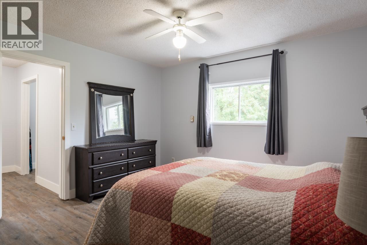 814 16th Avenue, Genelle, British Columbia  V0G 1G0 - Photo 42 - 10362122