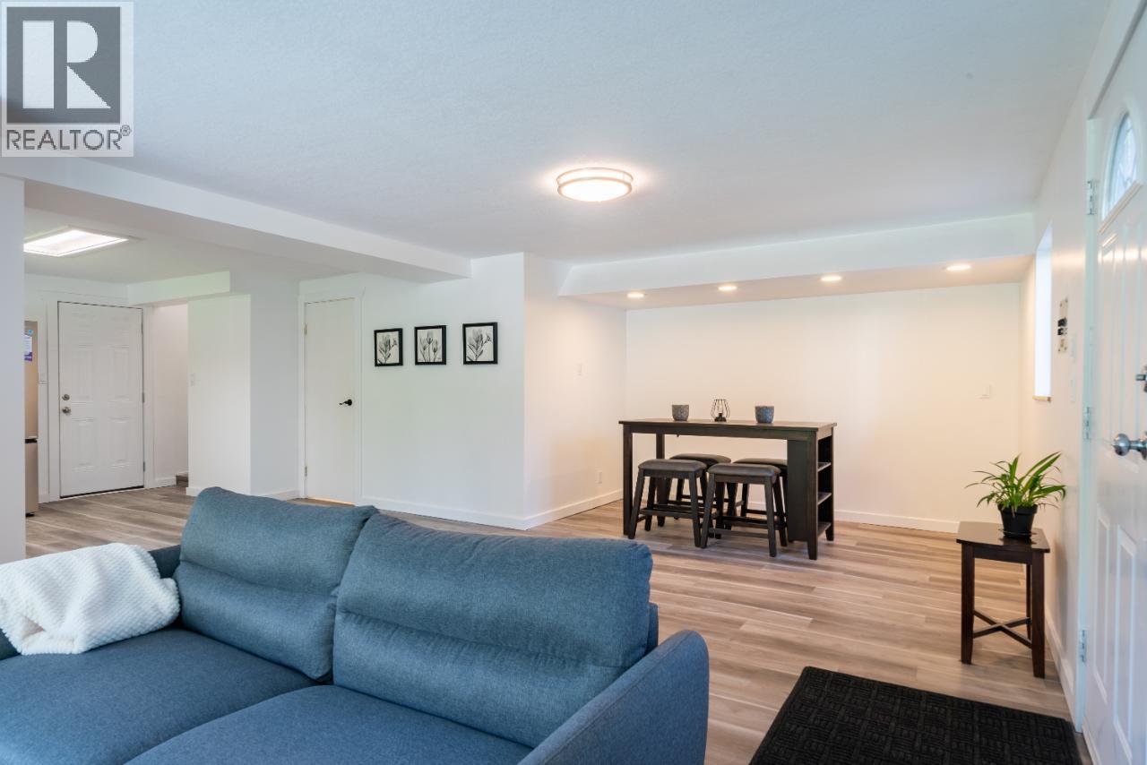 814 16th Avenue, Genelle, British Columbia  V0G 1G0 - Photo 51 - 10362122