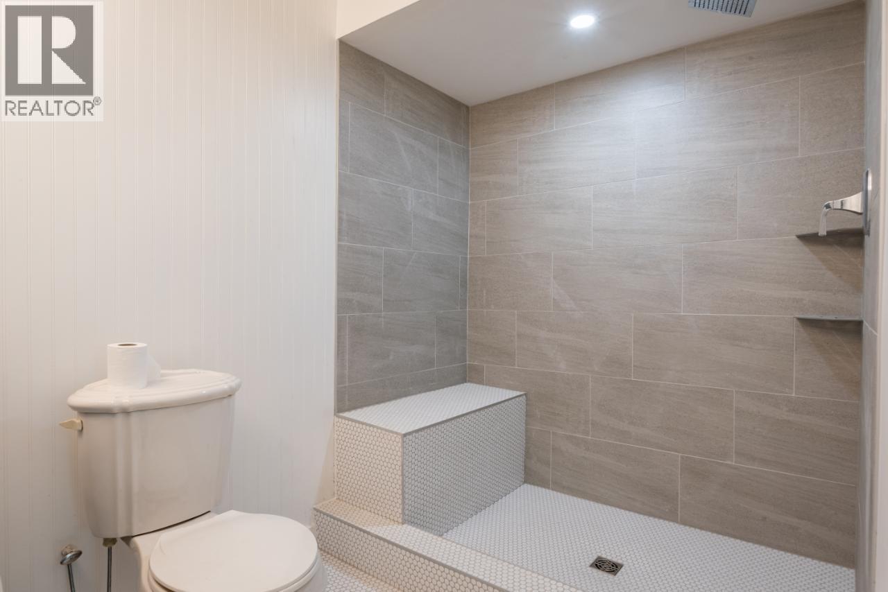 814 16th Avenue, Genelle, British Columbia  V0G 1G0 - Photo 58 - 10362122