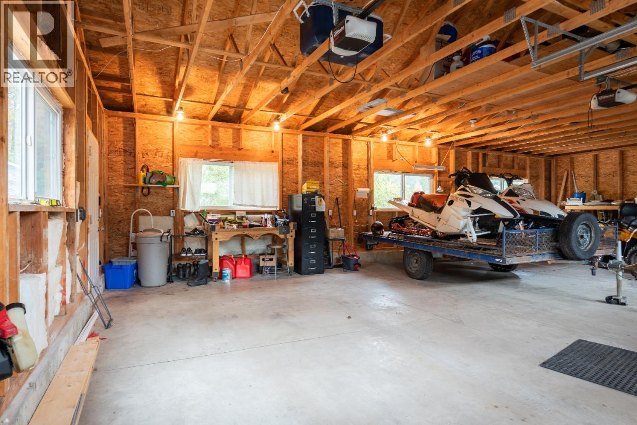 814 16th Avenue, Genelle, British Columbia  V0G 1G0 - Photo 66 - 10362122