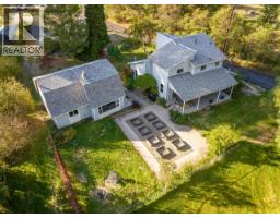 814 16TH Avenue, genelle, British Columbia