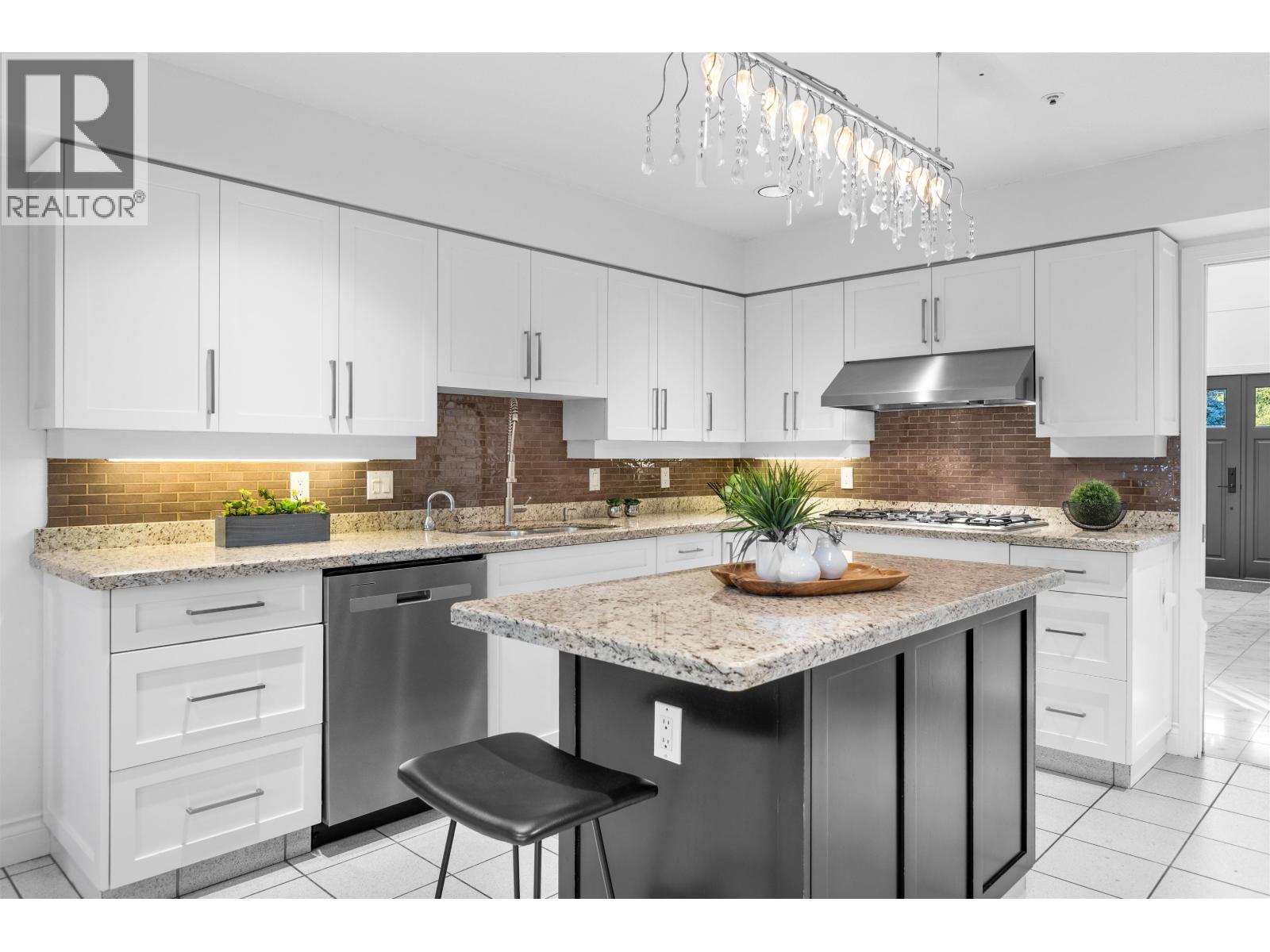 2318 Oliver Crescent, Vancouver, British Columbia  V6L 1S5 - Photo 15 - R3044976