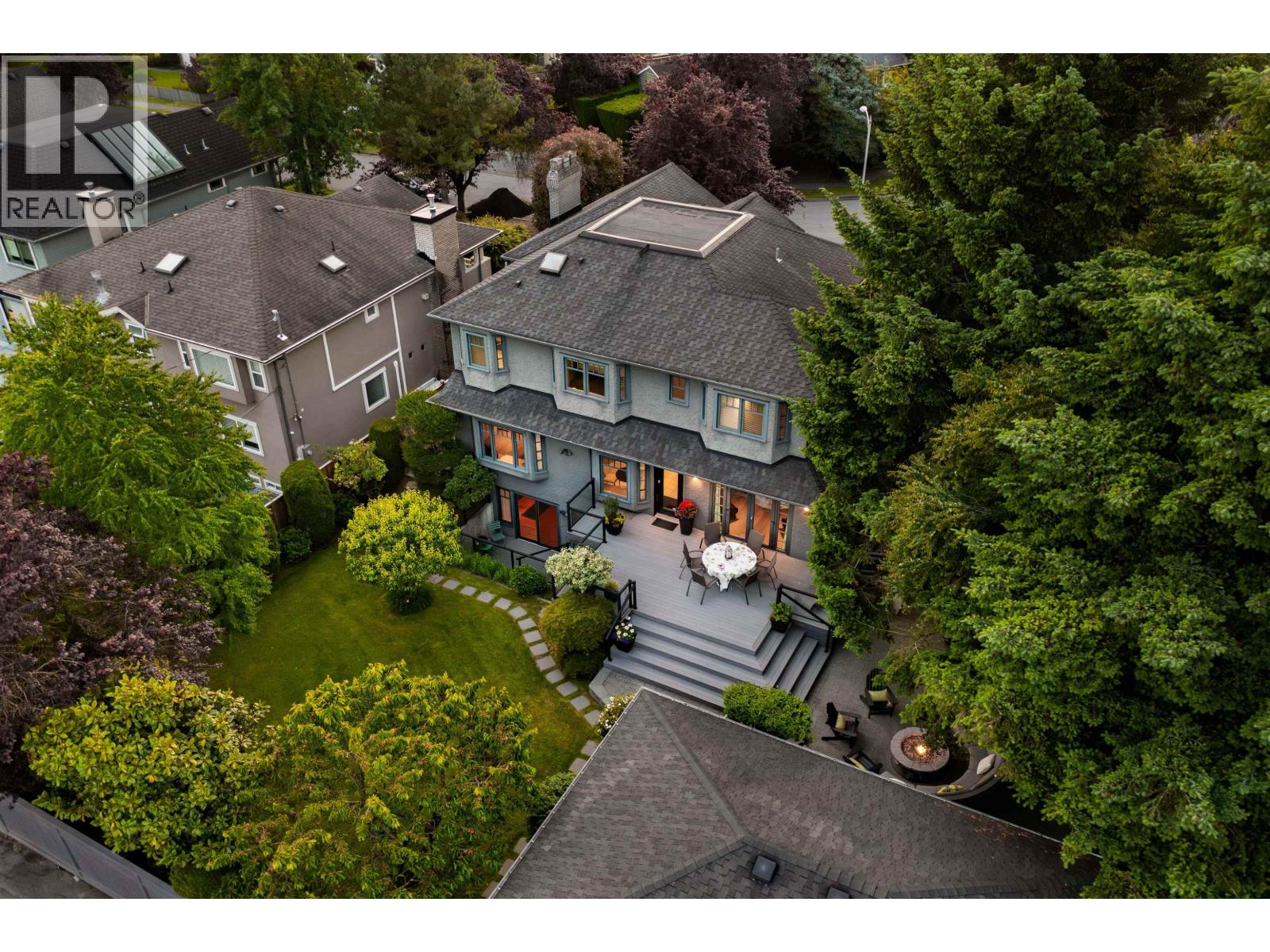 2318 Oliver Crescent, Vancouver, British Columbia  V6L 1S5 - Photo 2 - R3044976